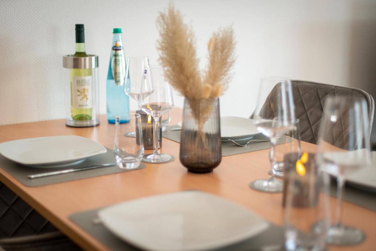 Harmony: Edersee Apartment - Sperrmauer - Lounge Kültér fotó