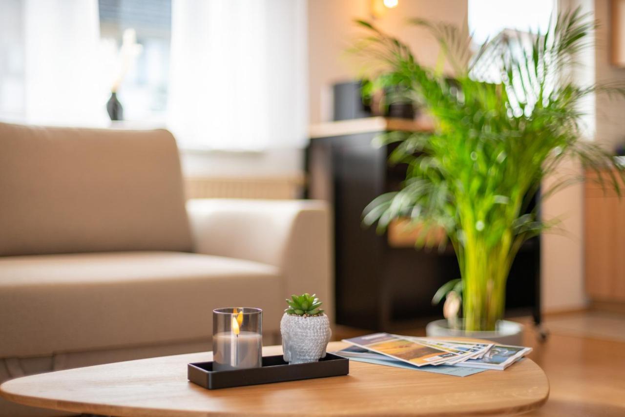 Harmony: Edersee Apartment - Sperrmauer - Lounge Kültér fotó